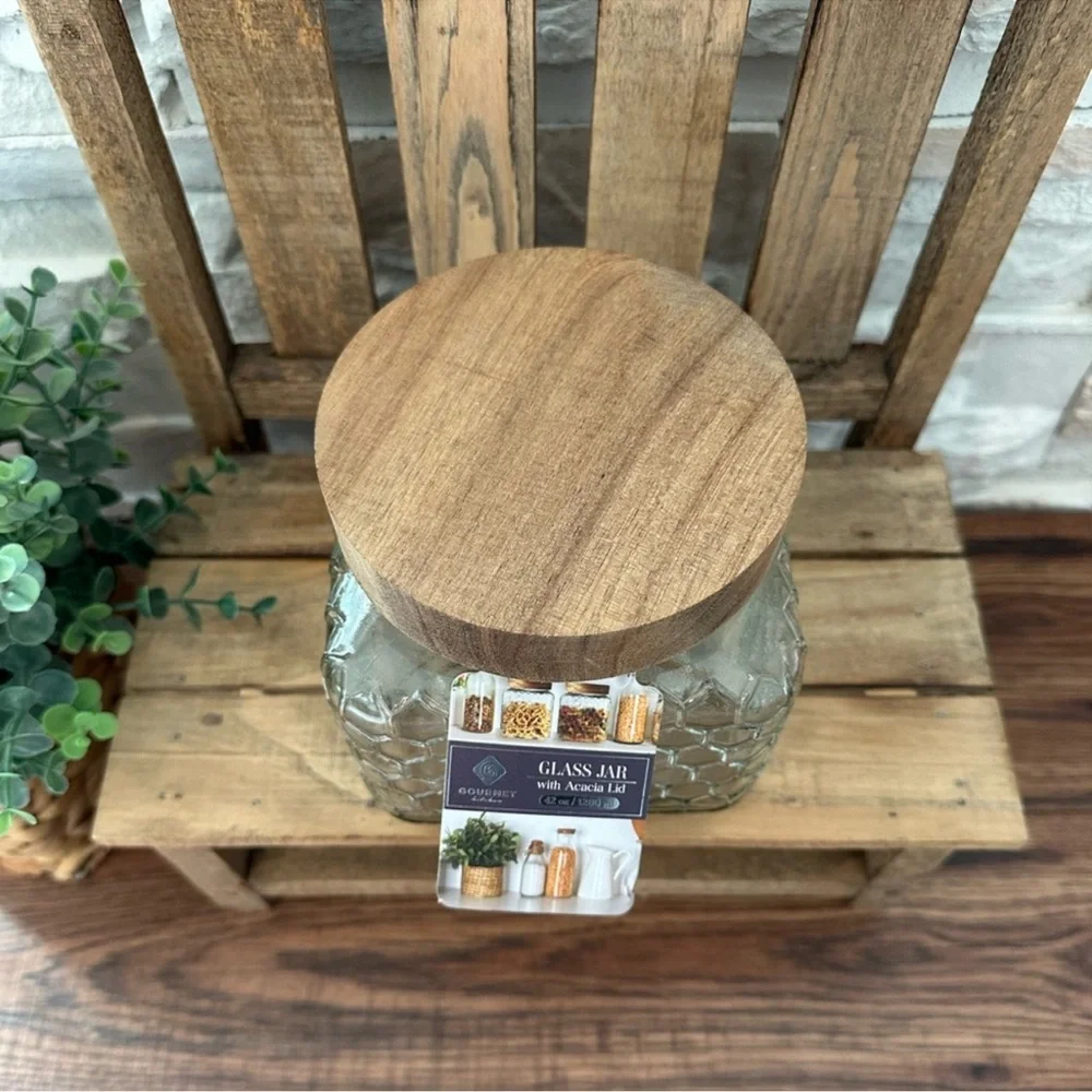 🆕 Honeycomb 🐝 42oz Glass Jar With Wooden Lid! - Picture 4 of 9
